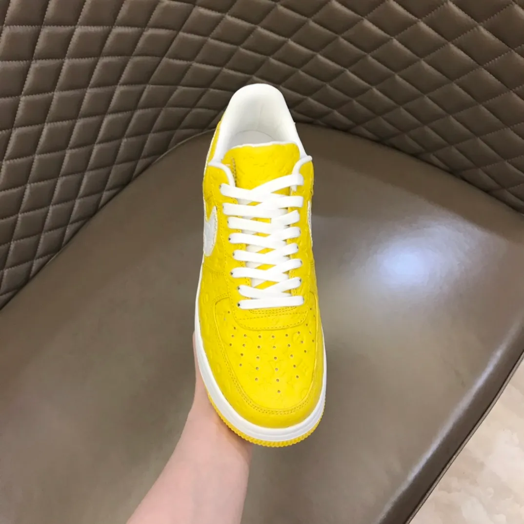 Men's shoes💰p440 "*oui* Vuitto*" x OFF-WHITE x Nike three-party collaboration! Trendy and cool men's casual sports shoes with unrivaled color matching. The design idea basically continues the style of THE TEN. The Swoosh line and tongue label have a very familiar visual effect and are both fashionable and trendy! A must-have for fashionistas! The effect on your feet is absolutely stunning! Size: 38-45